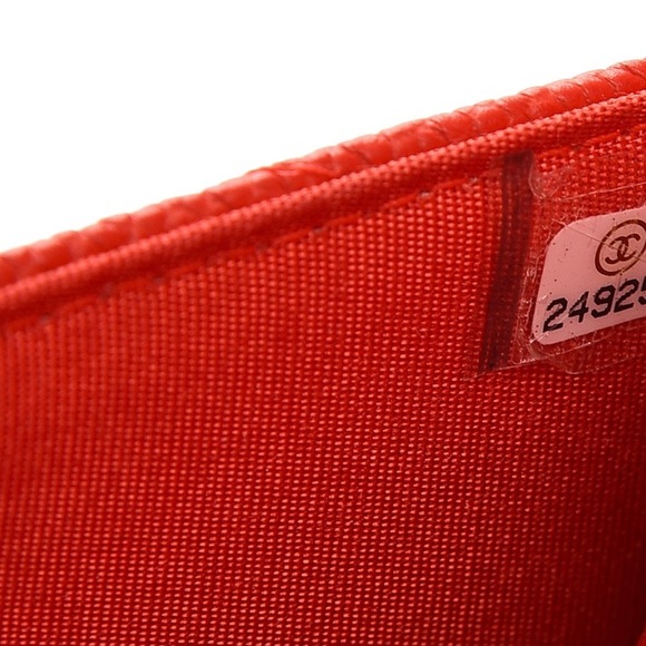 Chanel O-Mini Red Caviar Chevron Quilted WOC NEW!! - Picture 5 of 8